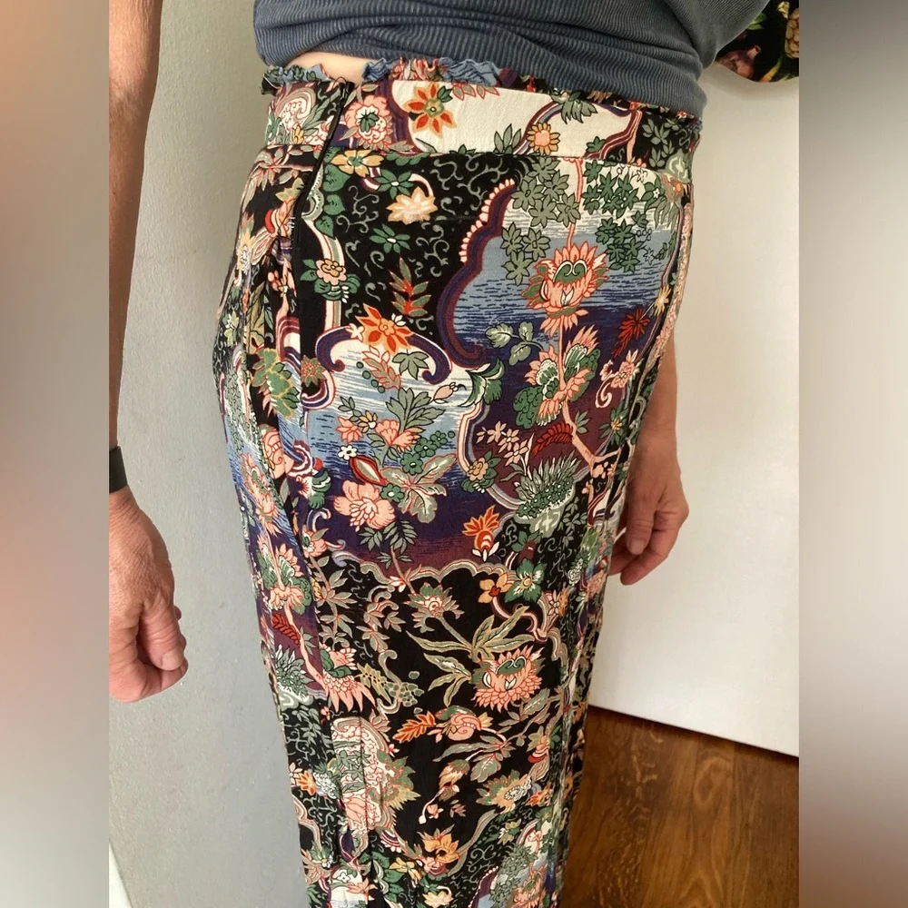 Floral print flare leg pants - Picture 3 of 10